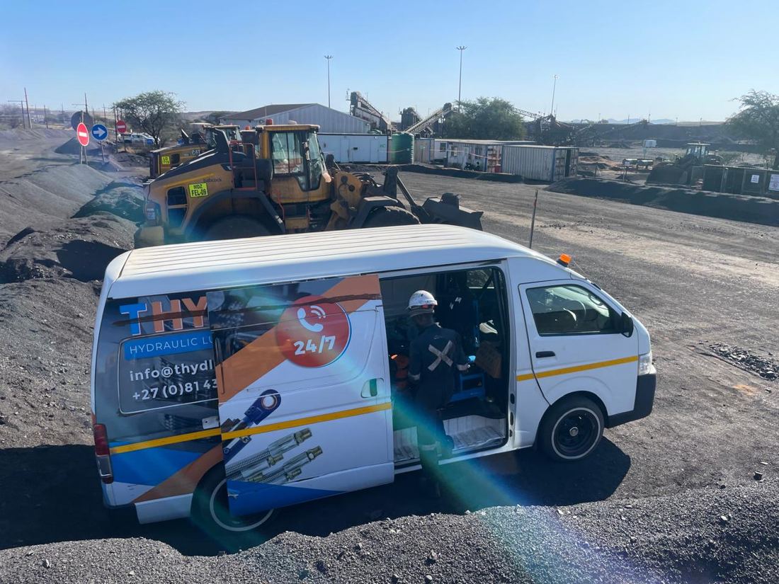 T Hydlube service van on site